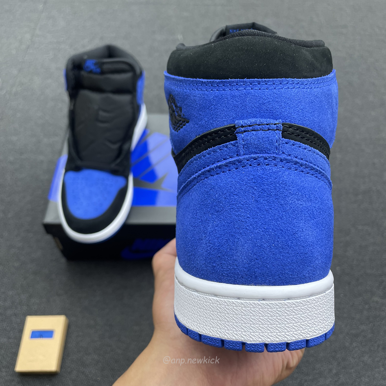 Air Jordan 1 Retro High Og Royal Reimagined Dz5485 042 (6) - newkick.app