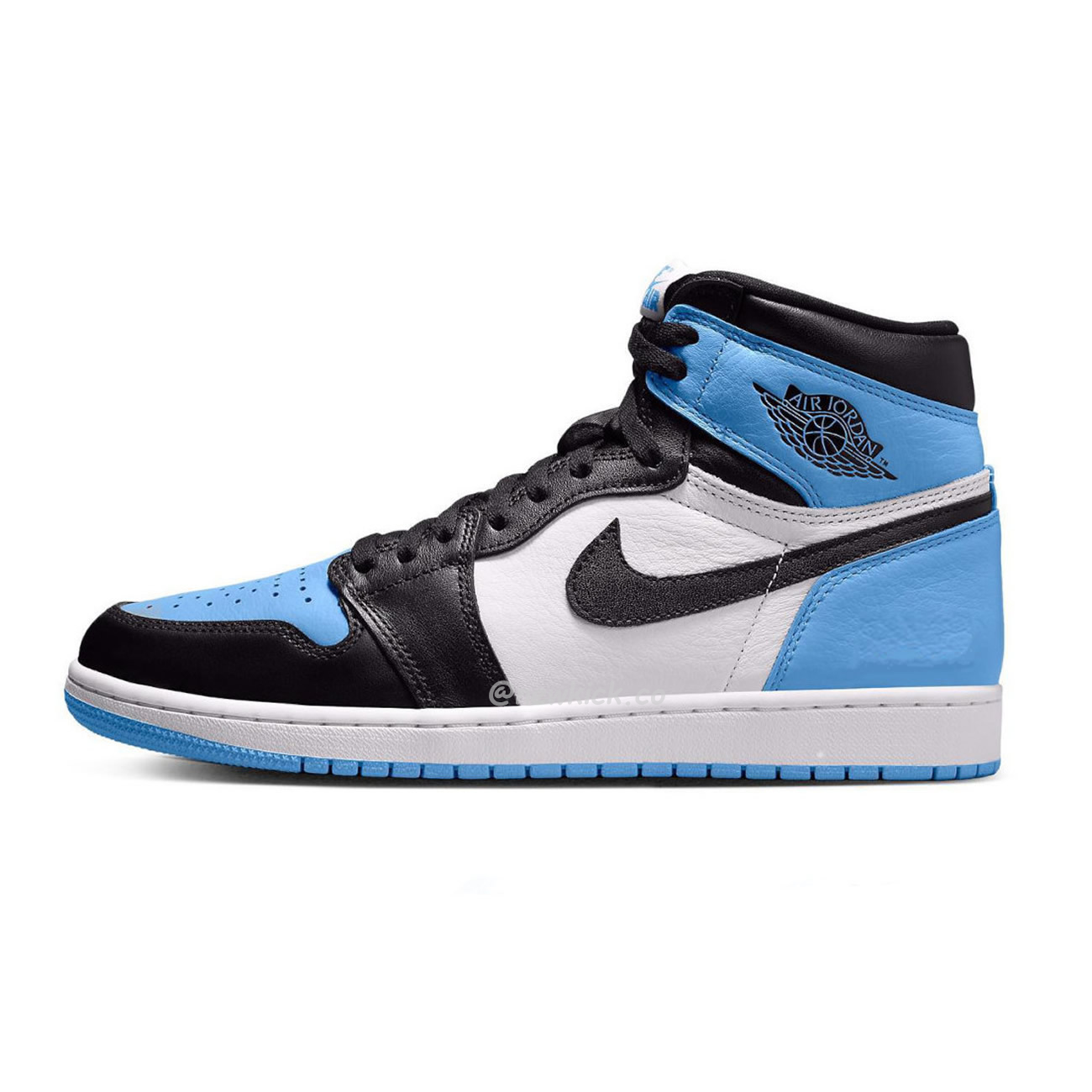 Air Jordan 1 Retro High Og University Blue Dz5485 400 (1) - newkick.app