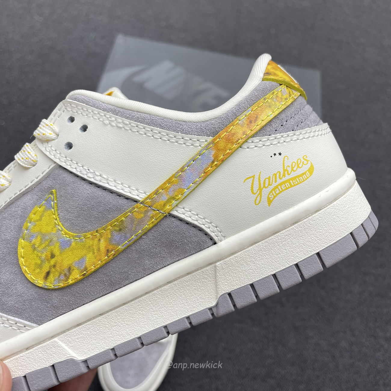 Nike Sb Dunk Low Mlb Off White Yellow Dark Grey Fc1688 117 (4) - newkick.app