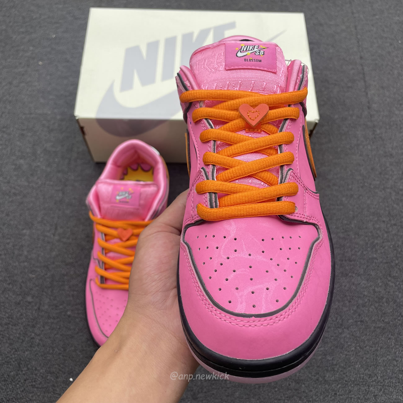 Nike Sb Dunk Low X Powerpuff Girls Blossom Fd2631 600 (2) - newkick.app