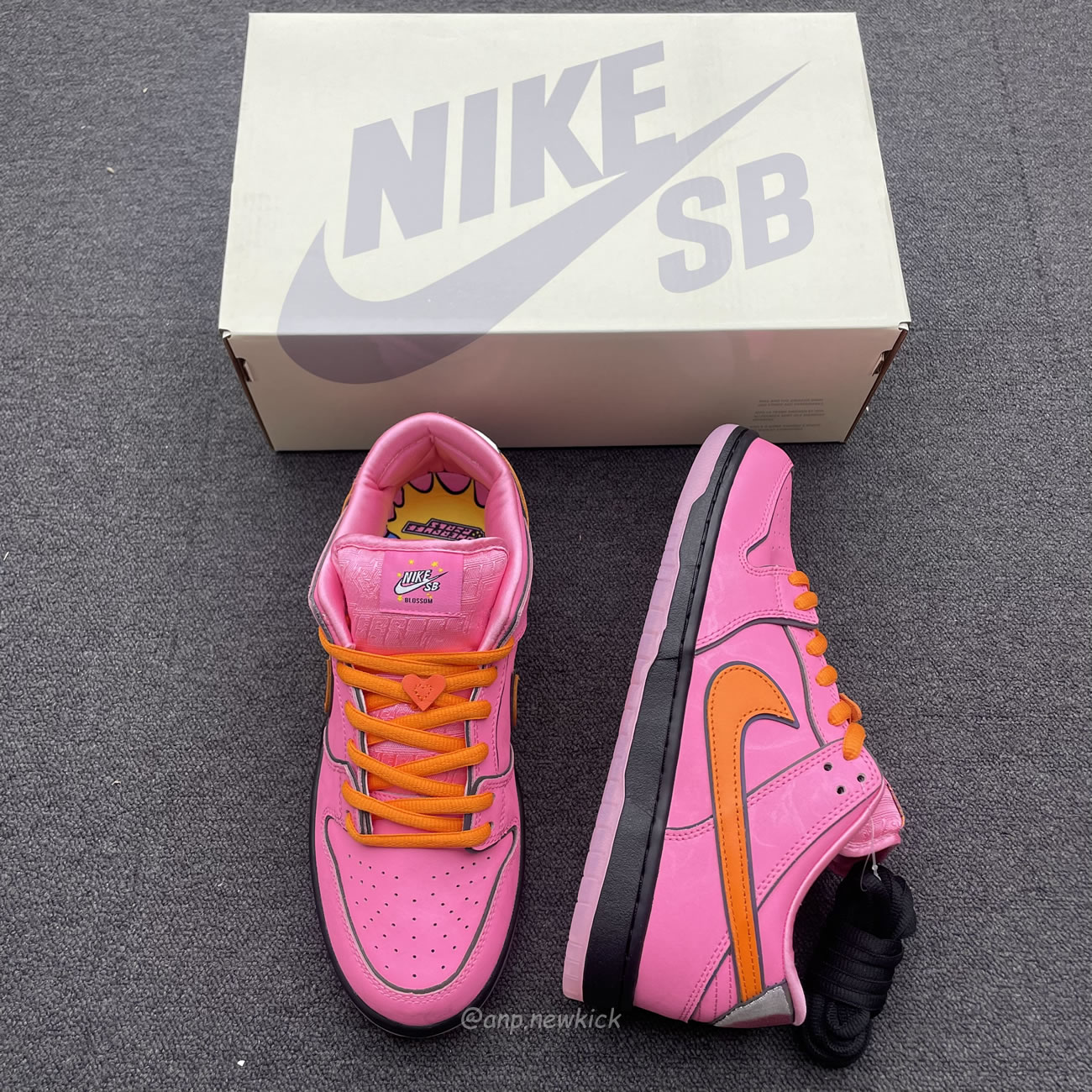 Nike Sb Dunk Low X Powerpuff Girls Blossom Fd2631 600 (3) - newkick.app