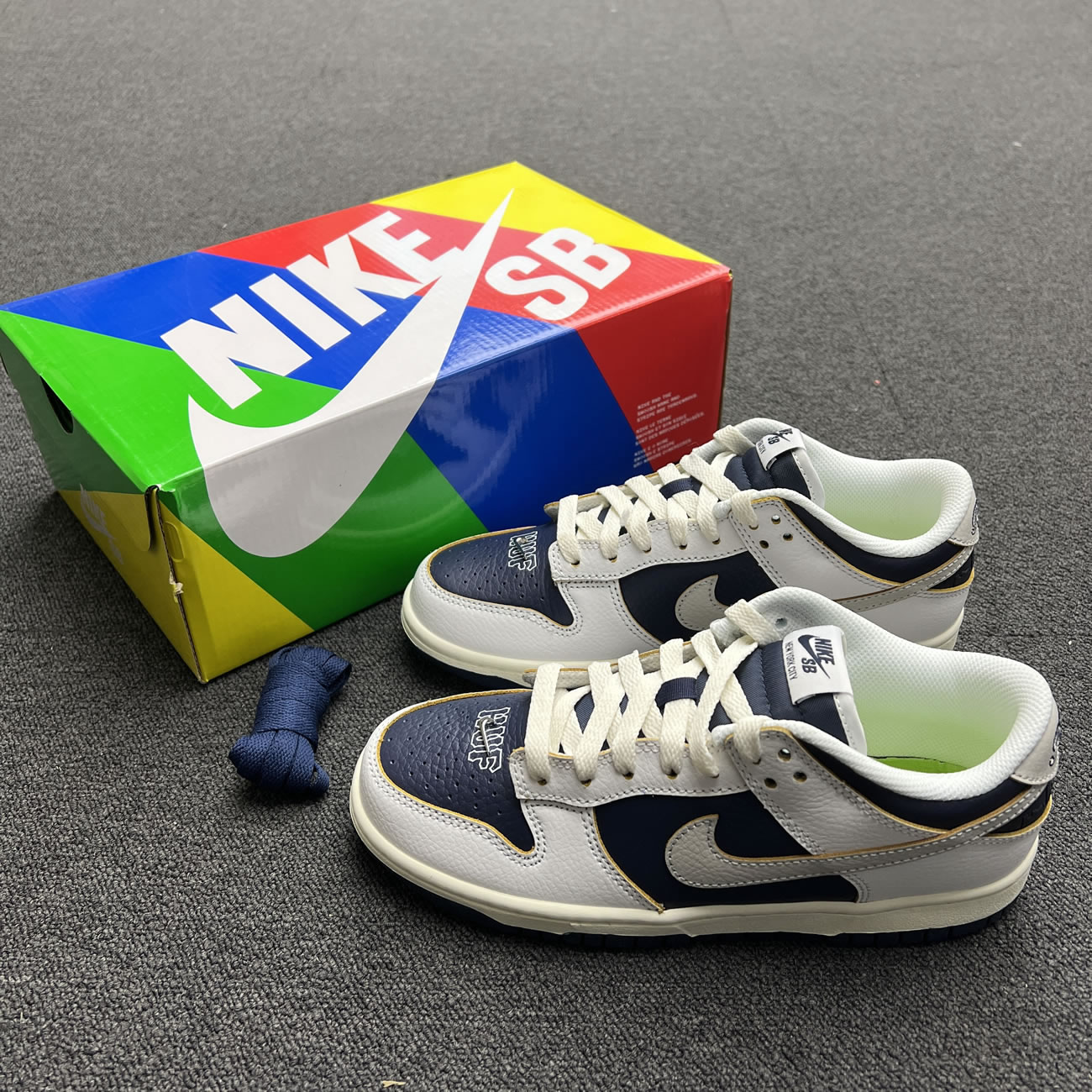 Nike Sb Dunk Low Huf New York City Fd8775 100 (6) - newkick.app