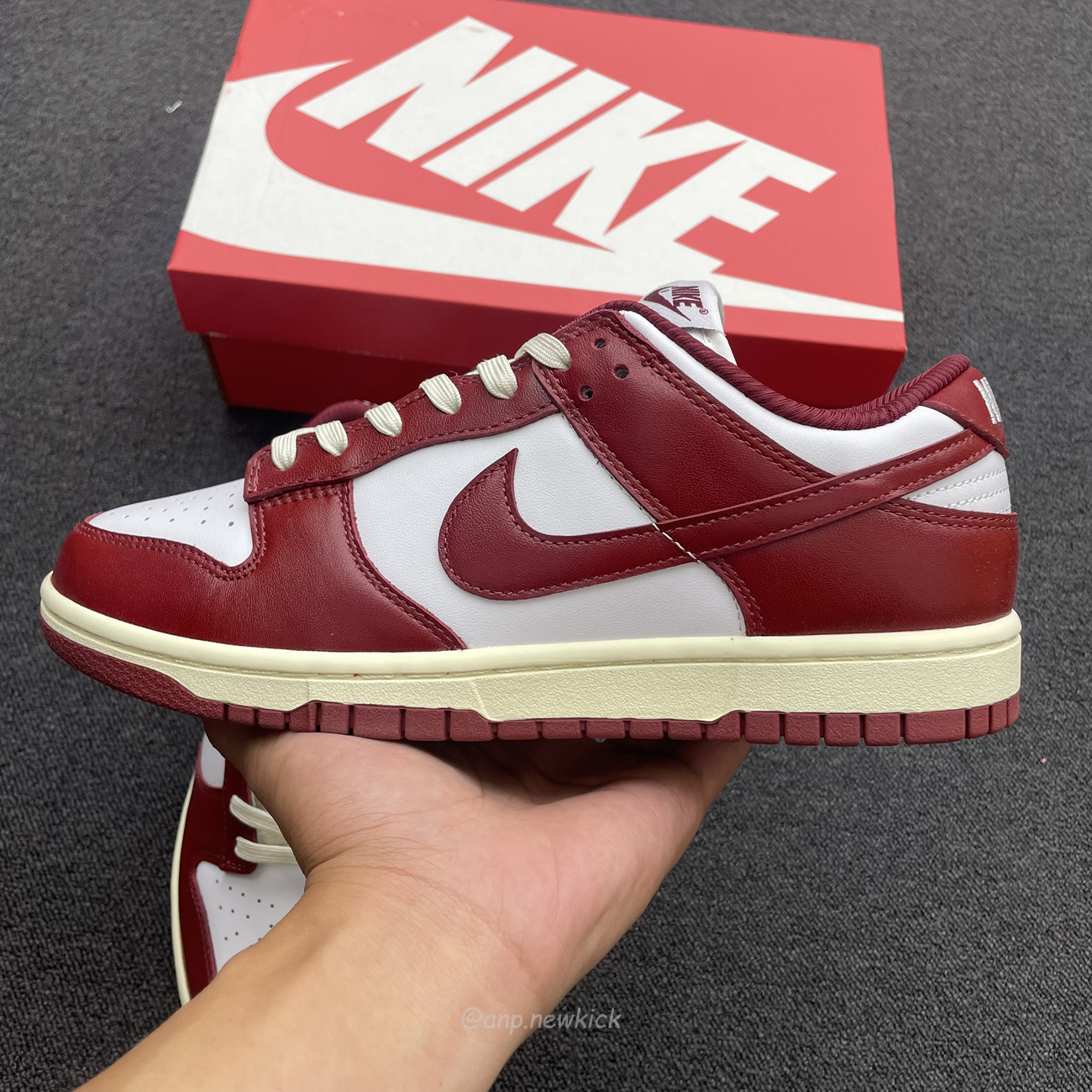 Nike Dunk Low Prm Vintage Team Red Fj4555 100 (2) - newkick.app