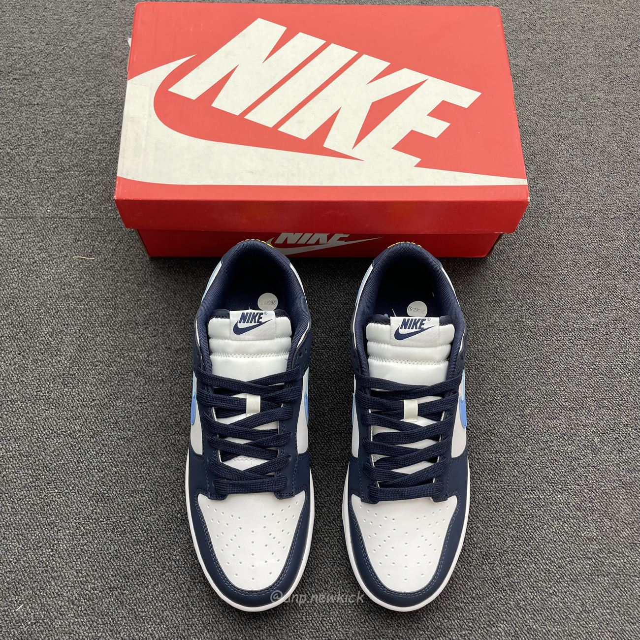 Nike Dunk Low Midnight Navy University Blue Fn7800 400 (8) - newkick.app