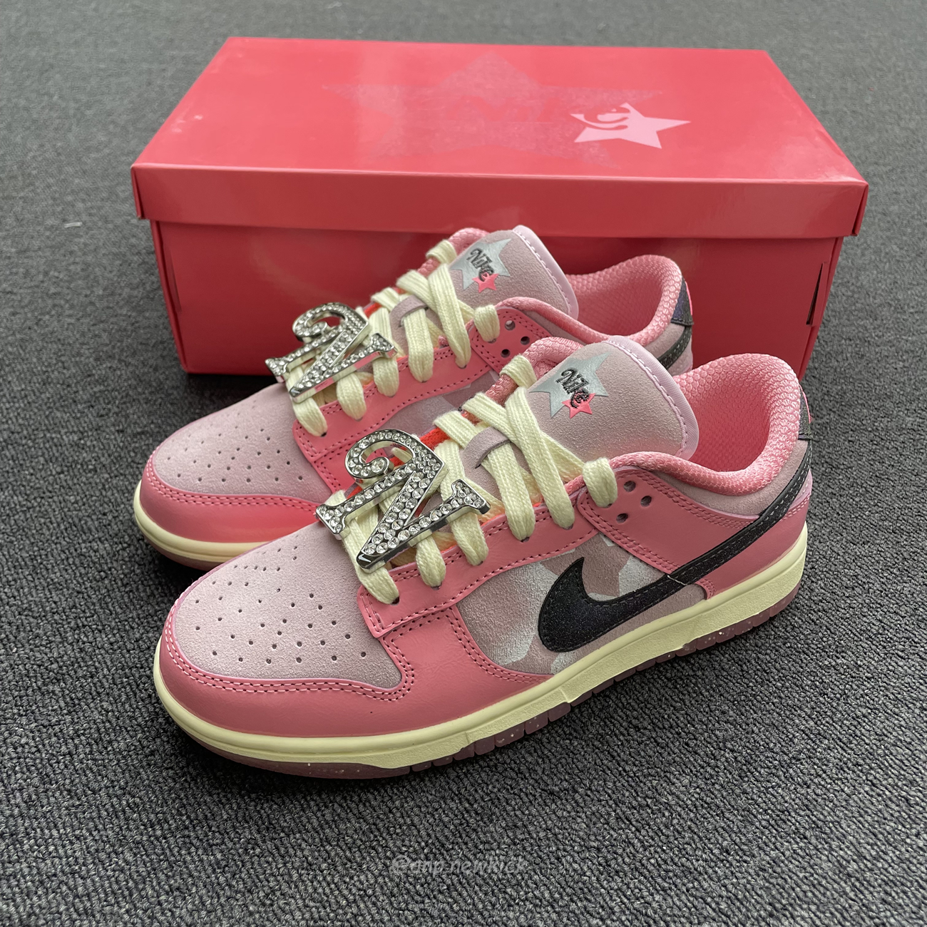 Nike Dunk Low Lx Barbie Fn8927 621 (13) - newkick.app