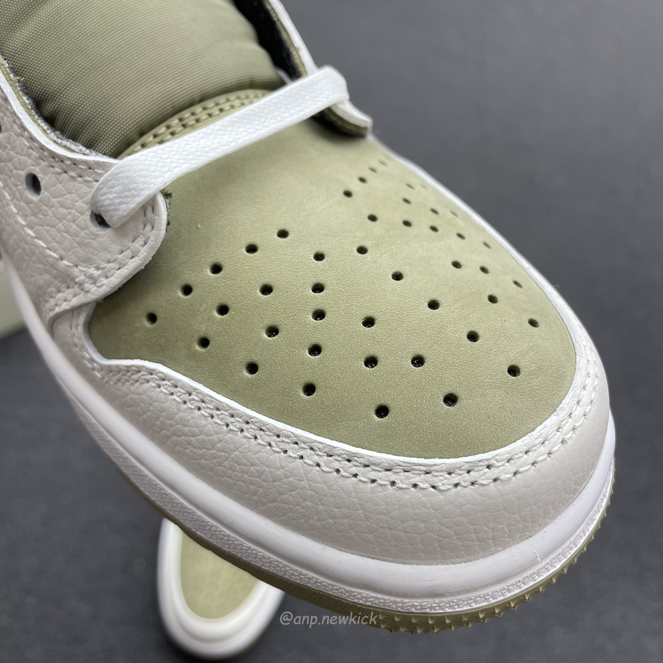 Air Jordan 1 Retro Low Golf Travis Scott Neutral Olive Fz3124 200 (7) - newkick.app