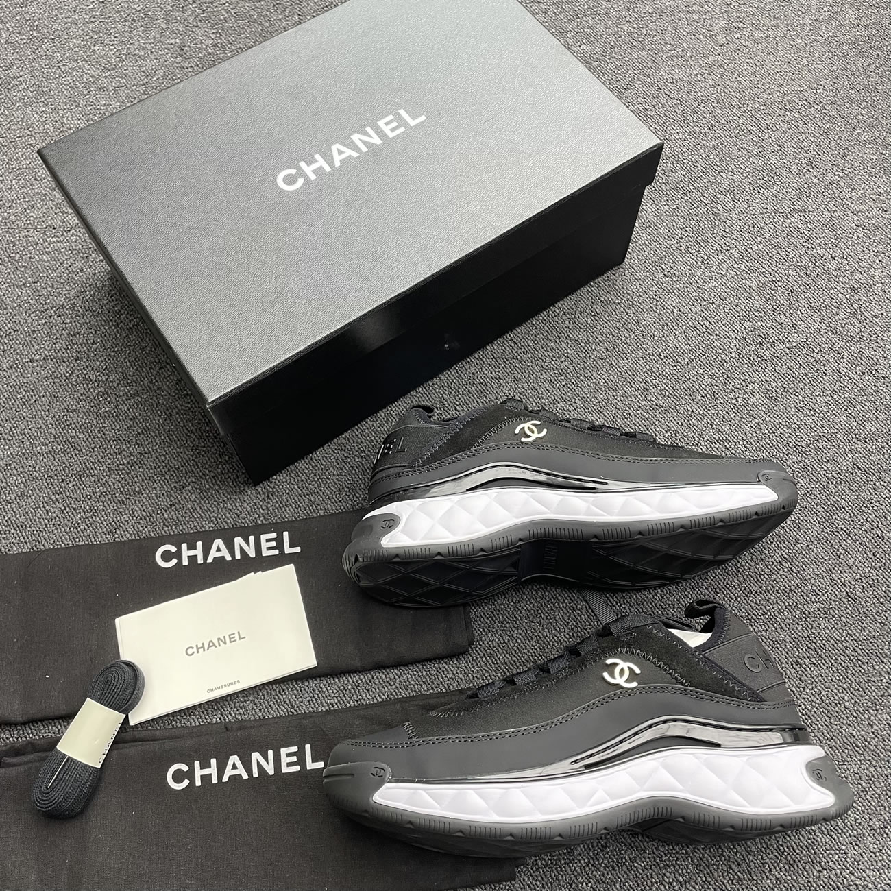 Chanel Casual Style Plain Logo Low Top Sneakers (15) - newkick.app