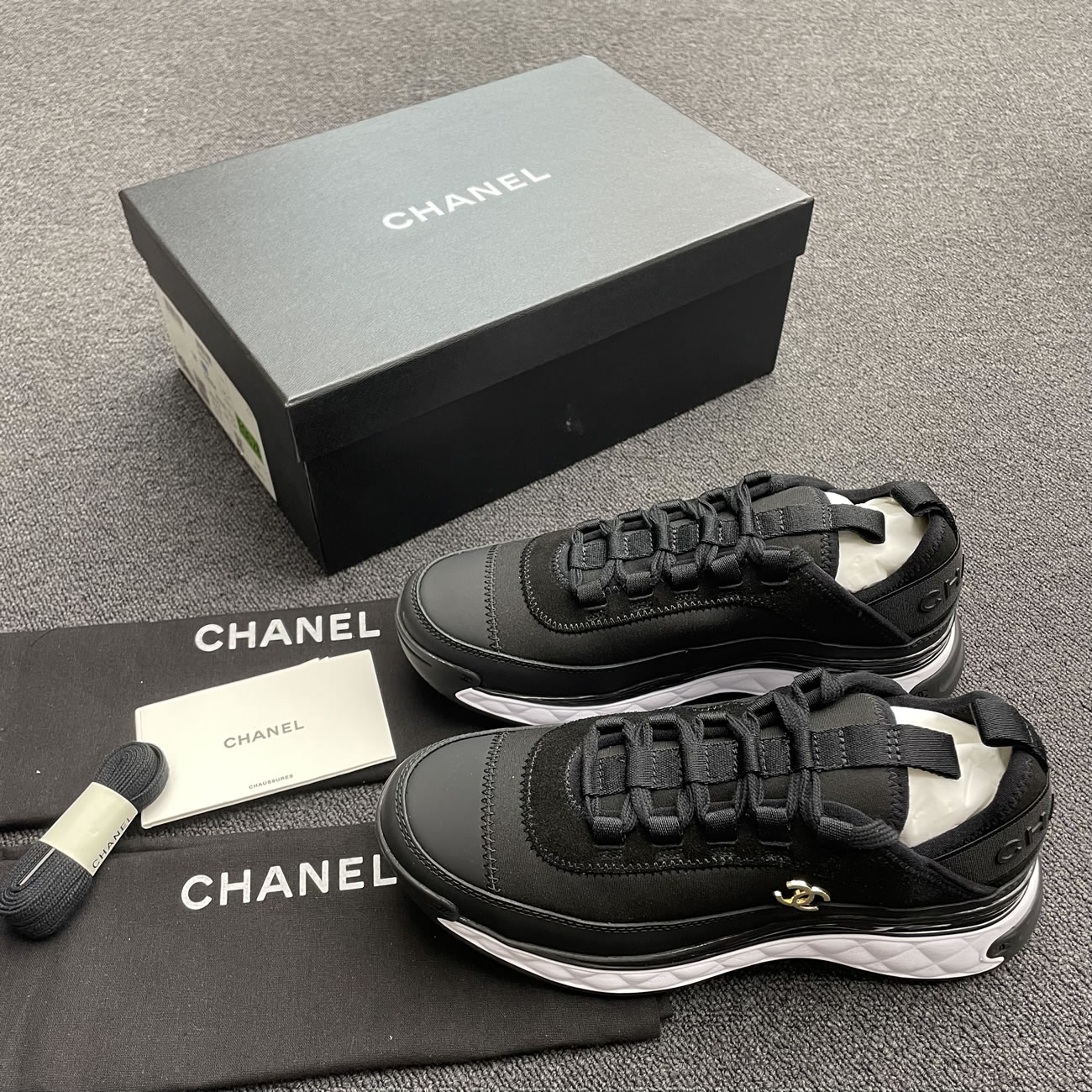 Chanel Casual Style Plain Logo Low Top Sneakers (17) - newkick.app