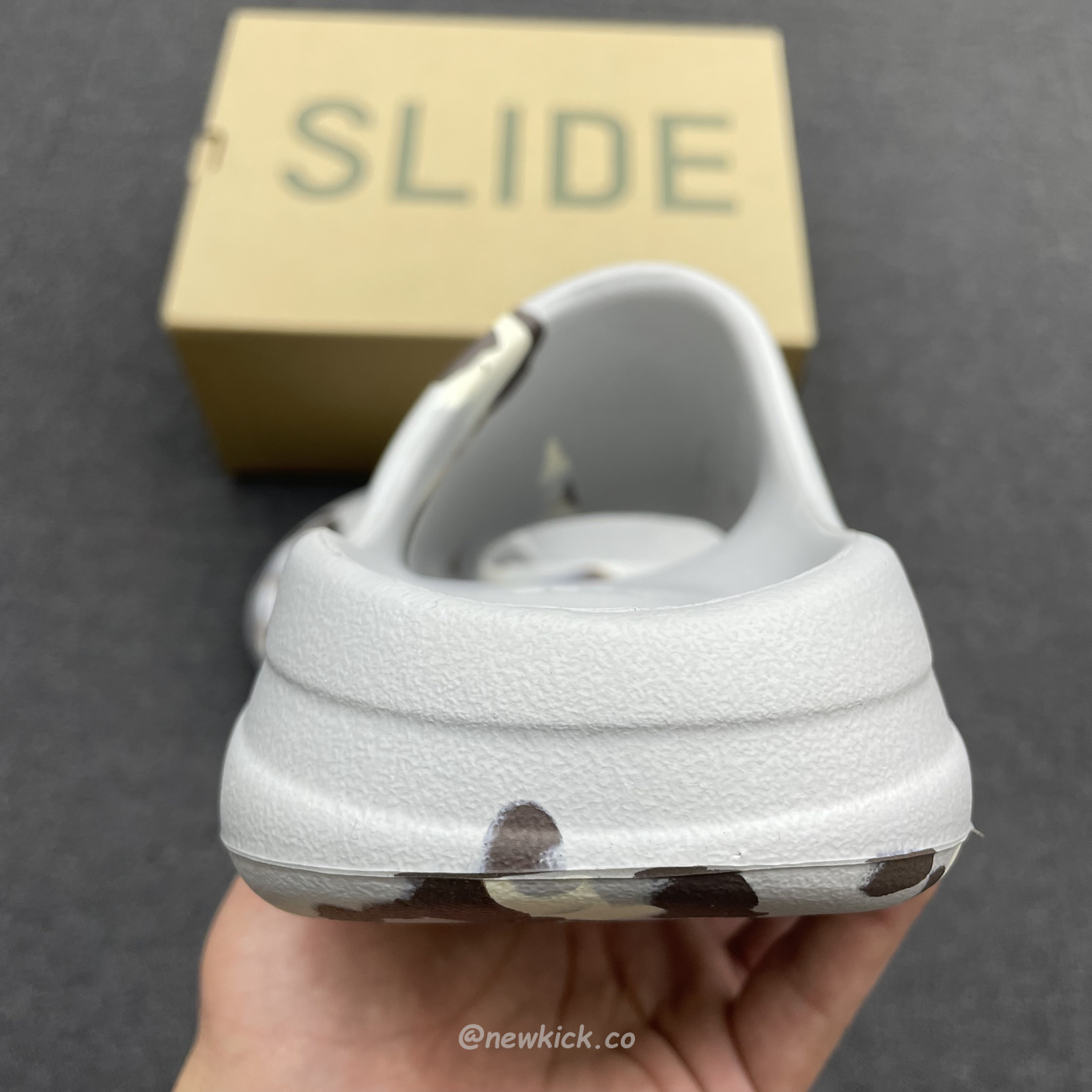 Adidas Yeezy X Kanye West Slide Bone (12) - newkick.app