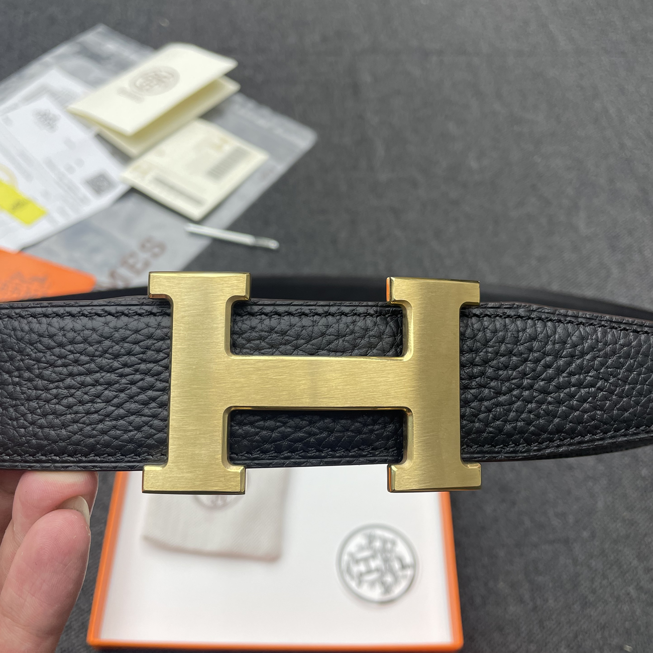 Hermes Full Grain Reversible Belt Leather Black (8) - newkick.app