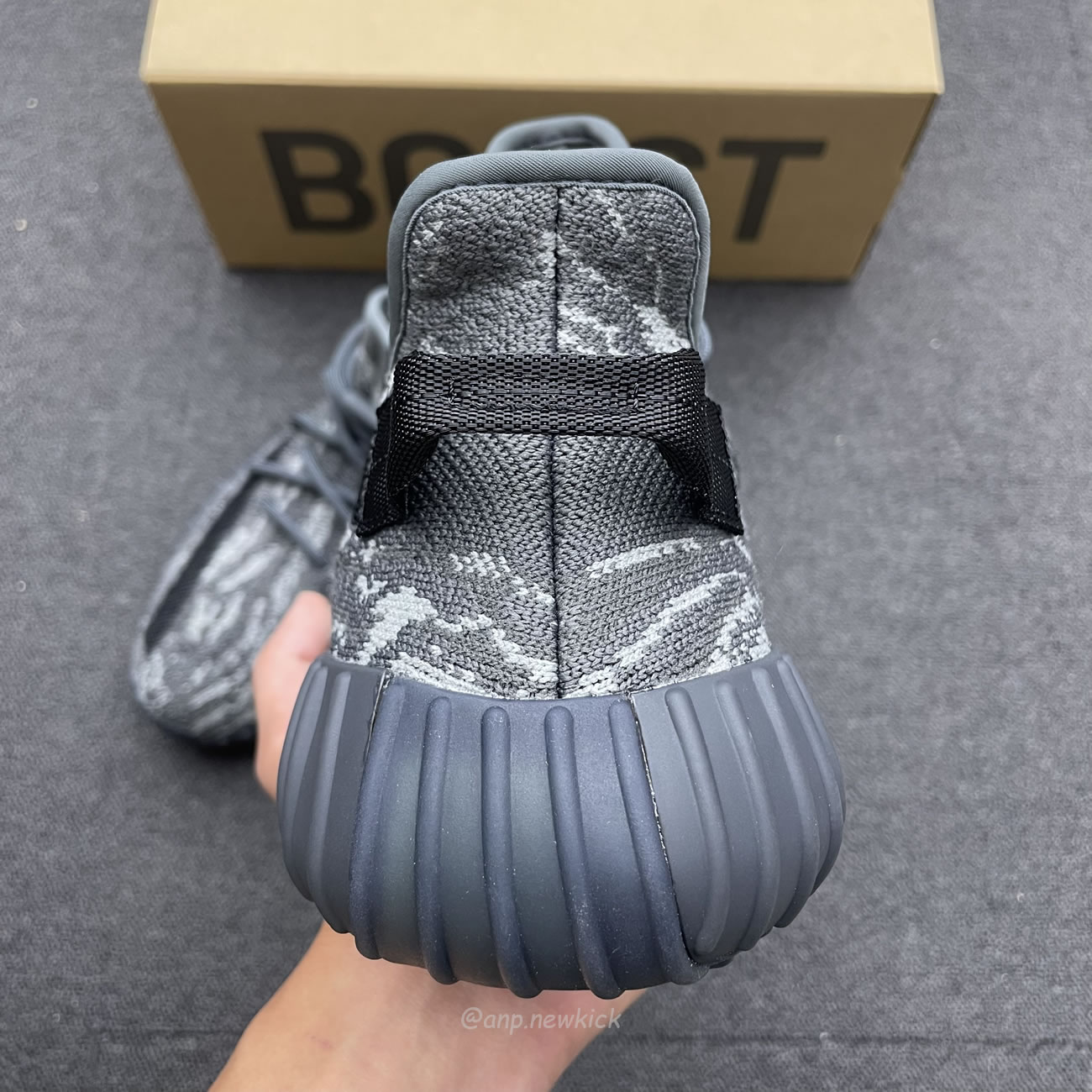 Adidas Yeezy Boost 350 V2 Mx Dark Salt Id4811 (2) - newkick.app