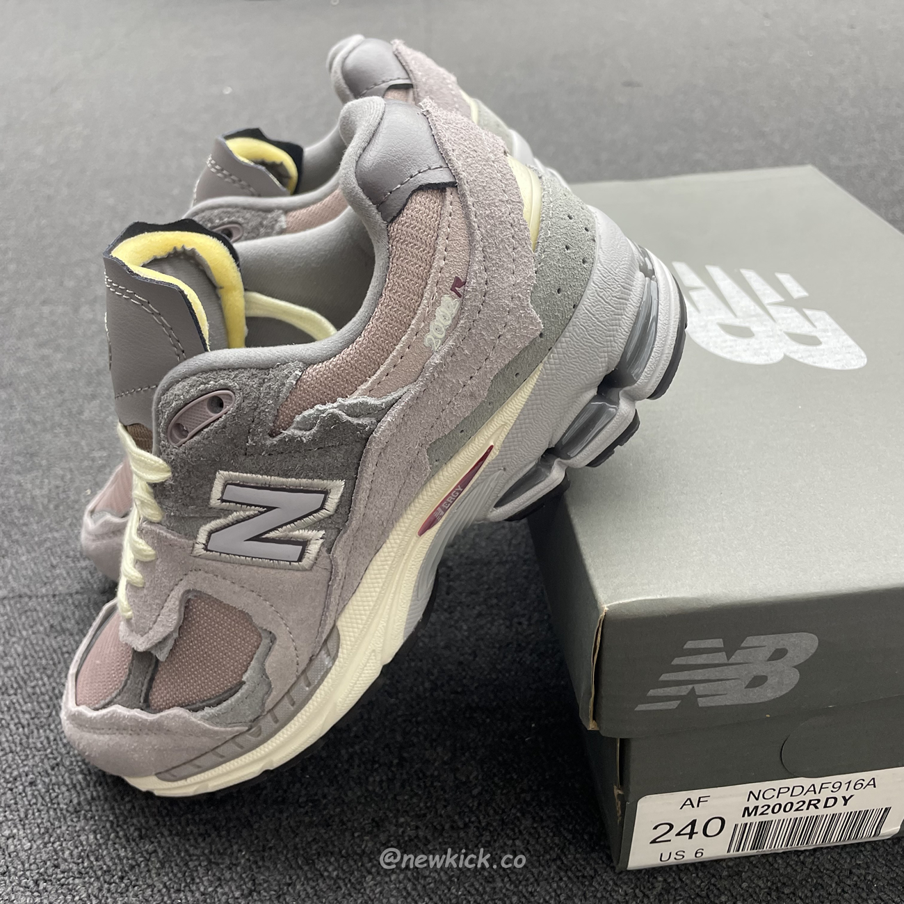 New Balance 2002r Protection Pack Lunar New Year Dusty Lilac M2002rdy (3) - newkick.app