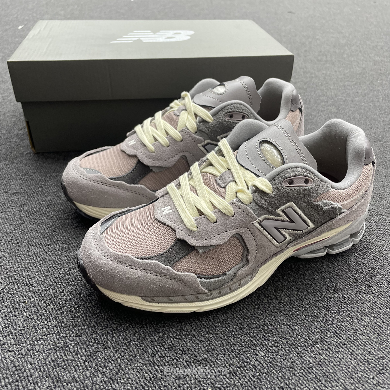 New Balance 2002r Protection Pack Lunar New Year Dusty Lilac M2002rdy (5) - newkick.app