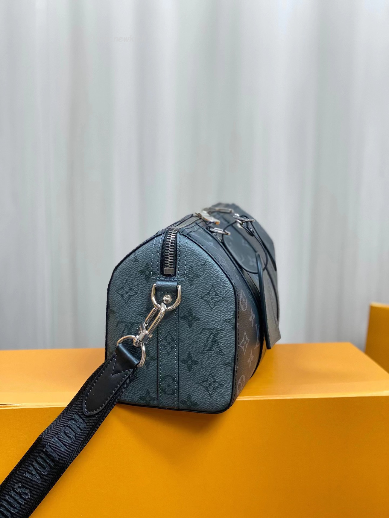 Louis Vuitton City Keepall M45936 (10) - newkick.app