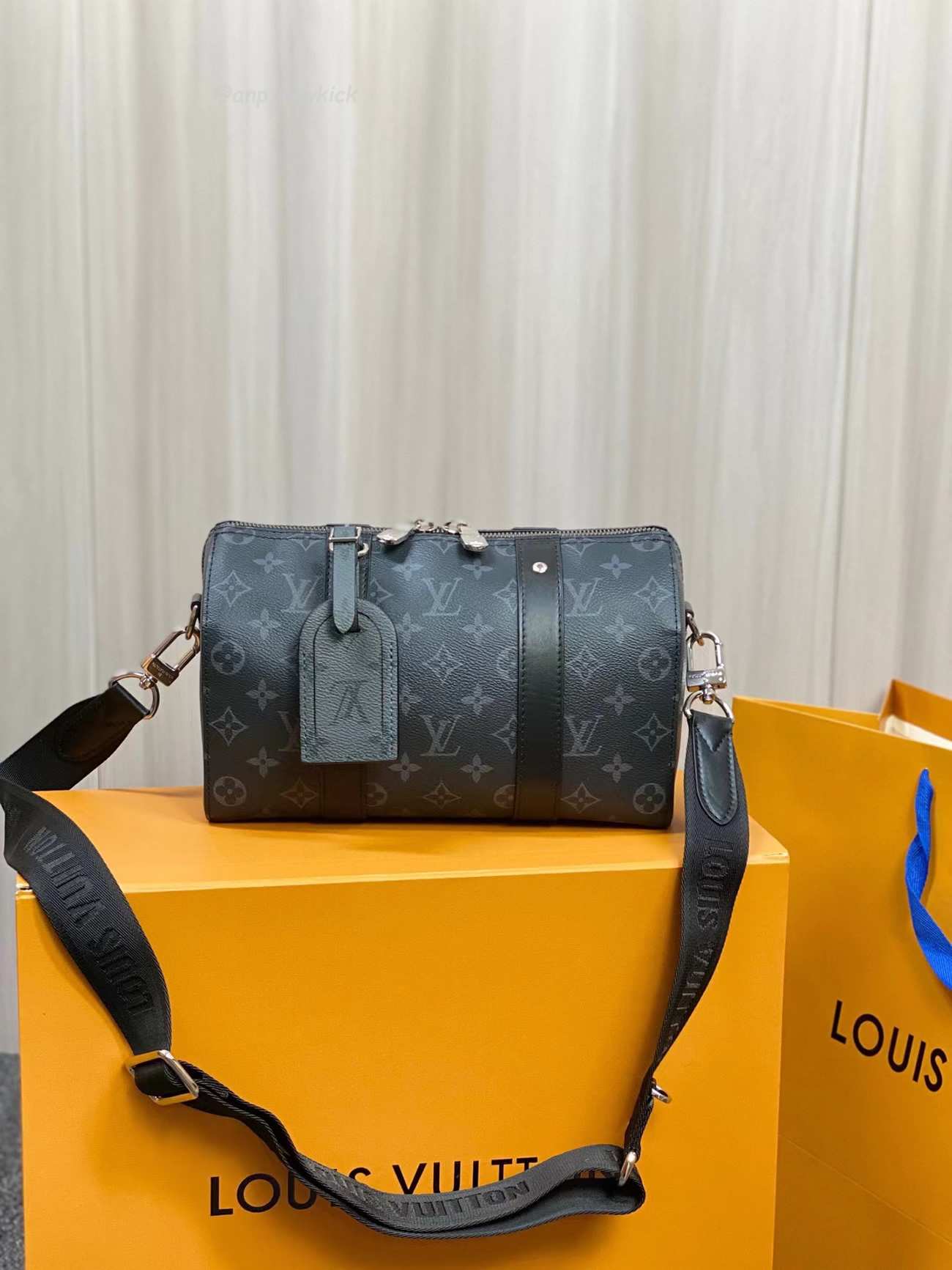 Louis Vuitton City Keepall M45936 (5) - newkick.app