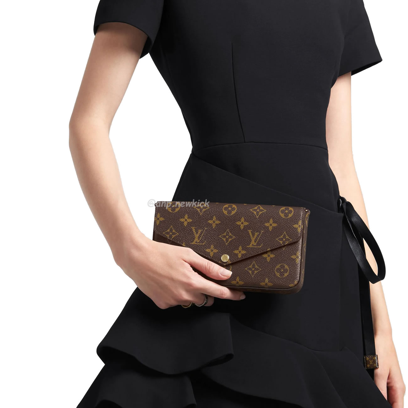 Louis Vuitton Pochette Crossbody Bag M61276 (12) - newkick.app