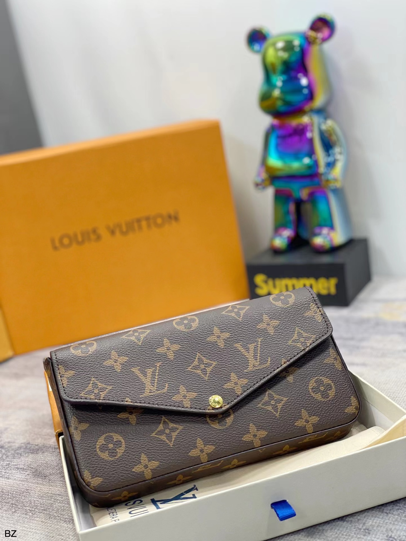 Louis Vuitton Pochette Crossbody Bag M61276 (7) - newkick.app