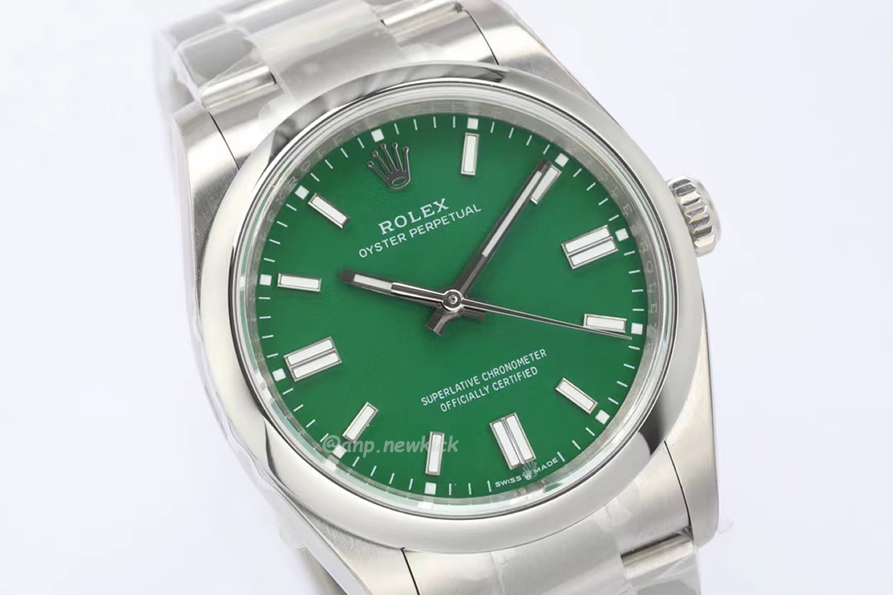 Rolex Oyster Perpetual Green Bright Black (5) - newkick.app