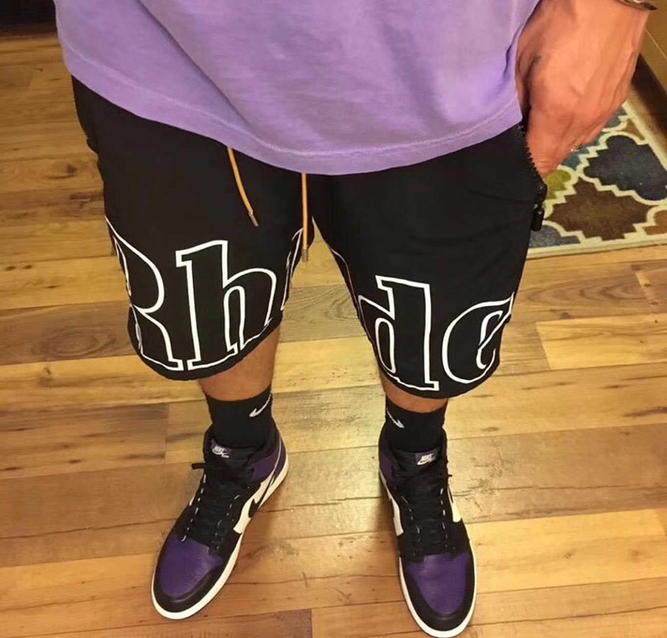 Rhude Rh Logo Shorts (3) - newkick.app