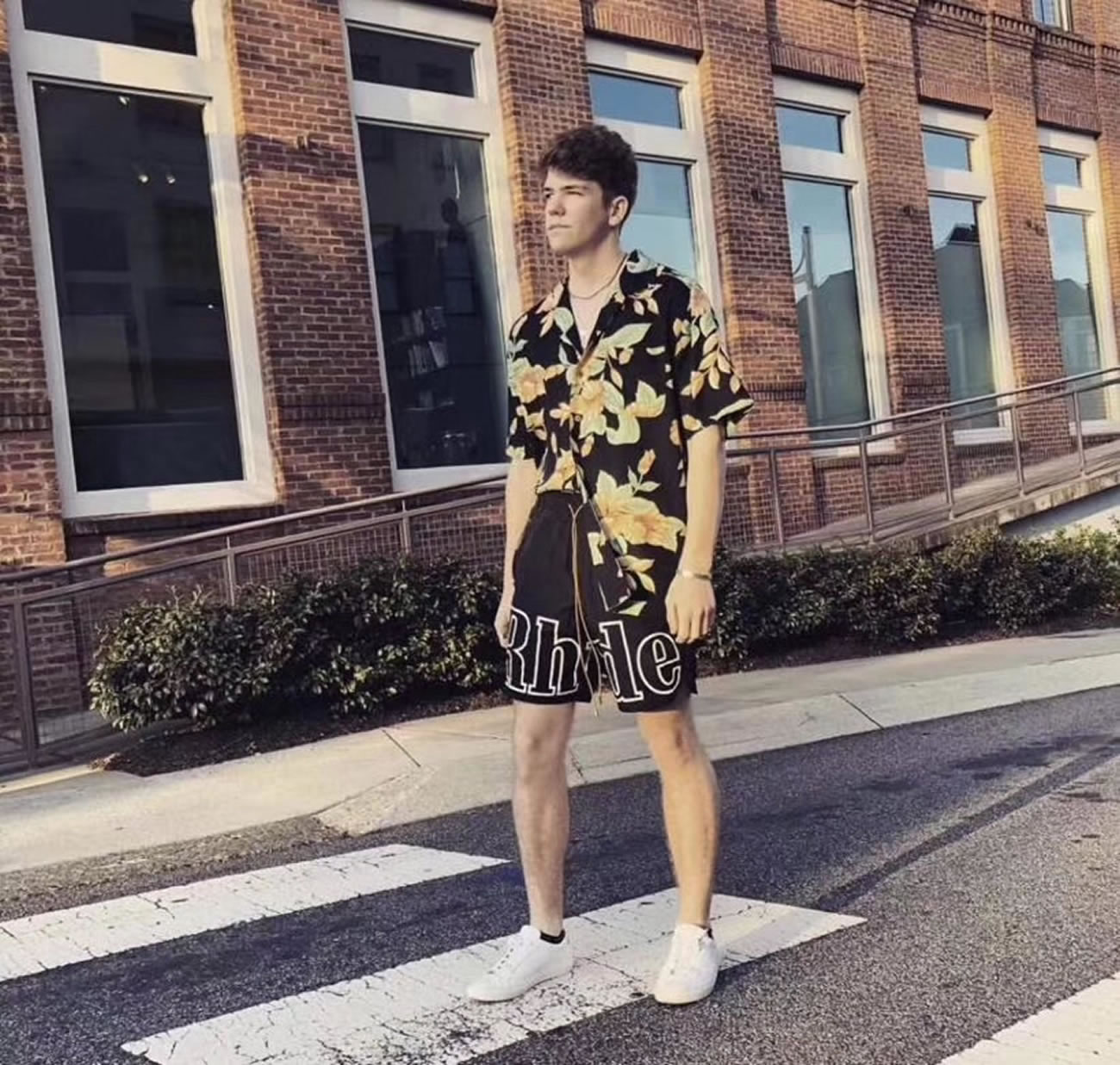 Rhude Rh Logo Shorts (5) - newkick.app