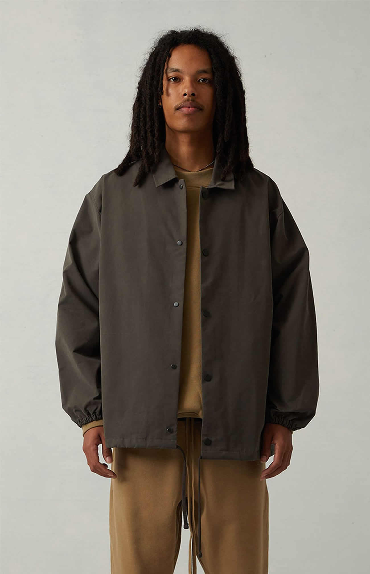 Fear Of God Essentials 1977 Coaches Jacket Iron Oak (21) - newkick.app