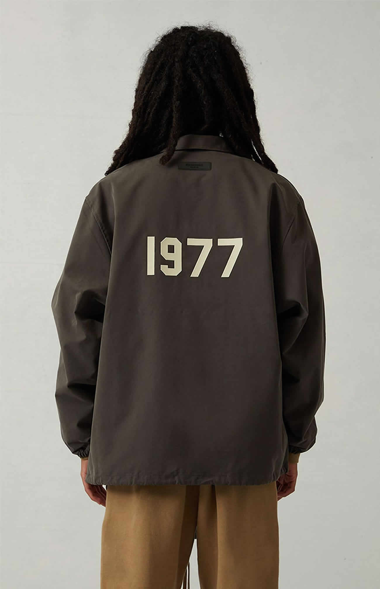 Fear Of God Essentials 1977 Coaches Jacket Iron Oak (22) - newkick.app