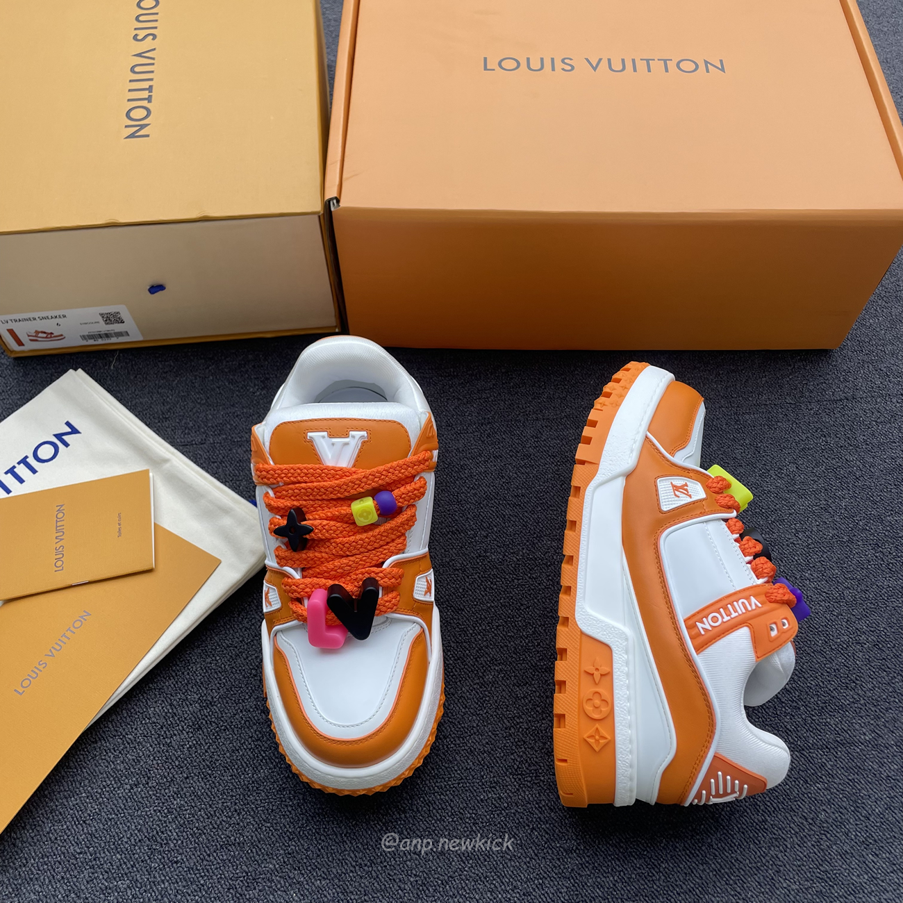 Louis Vuitton Trainer Maxi Orange Green White Black (11) - newkick.app