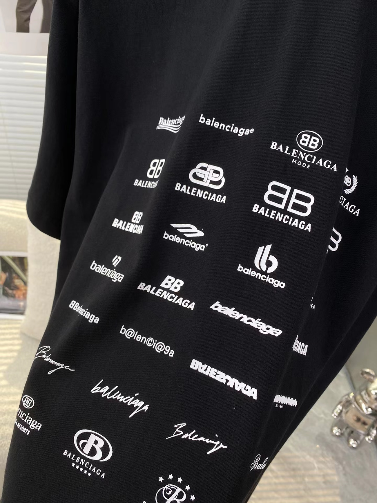 Balenciaga Archives Logo Printed Cotton T Shirt (8) - newkick.app