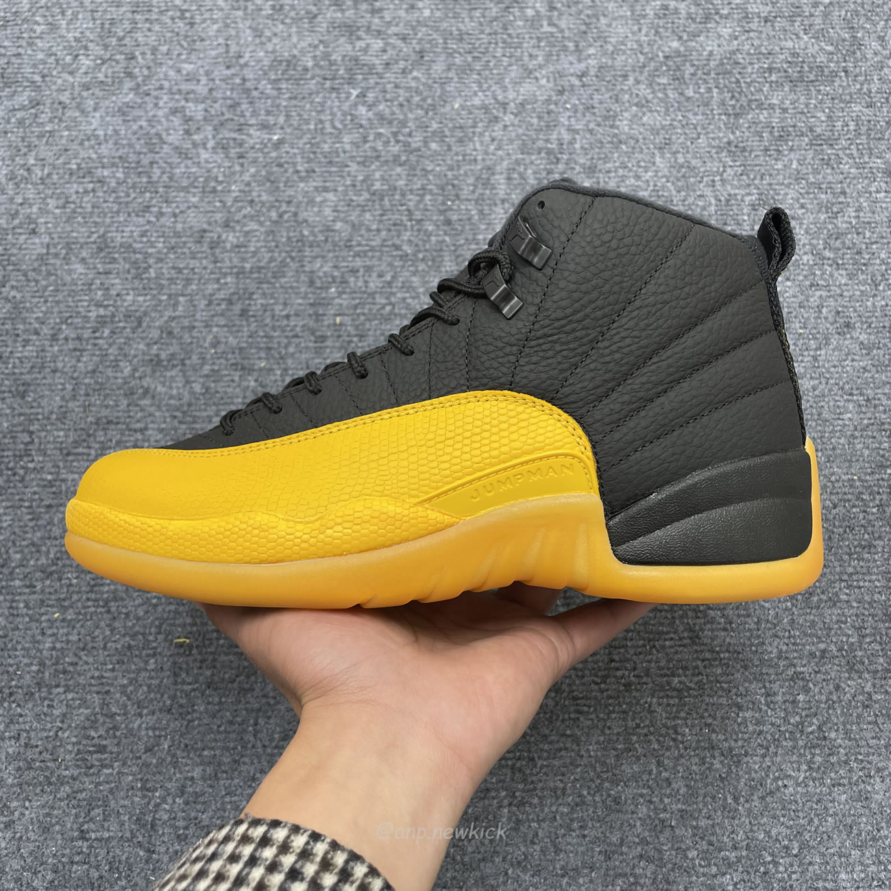 Air Jordan 12 Retro Black University Gold 130690 070 (6) - newkick.app