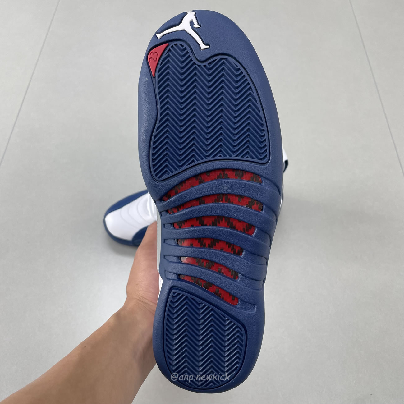 Air Jordan 12 Retro French Blue 2016 130690 113 (5) - newkick.app