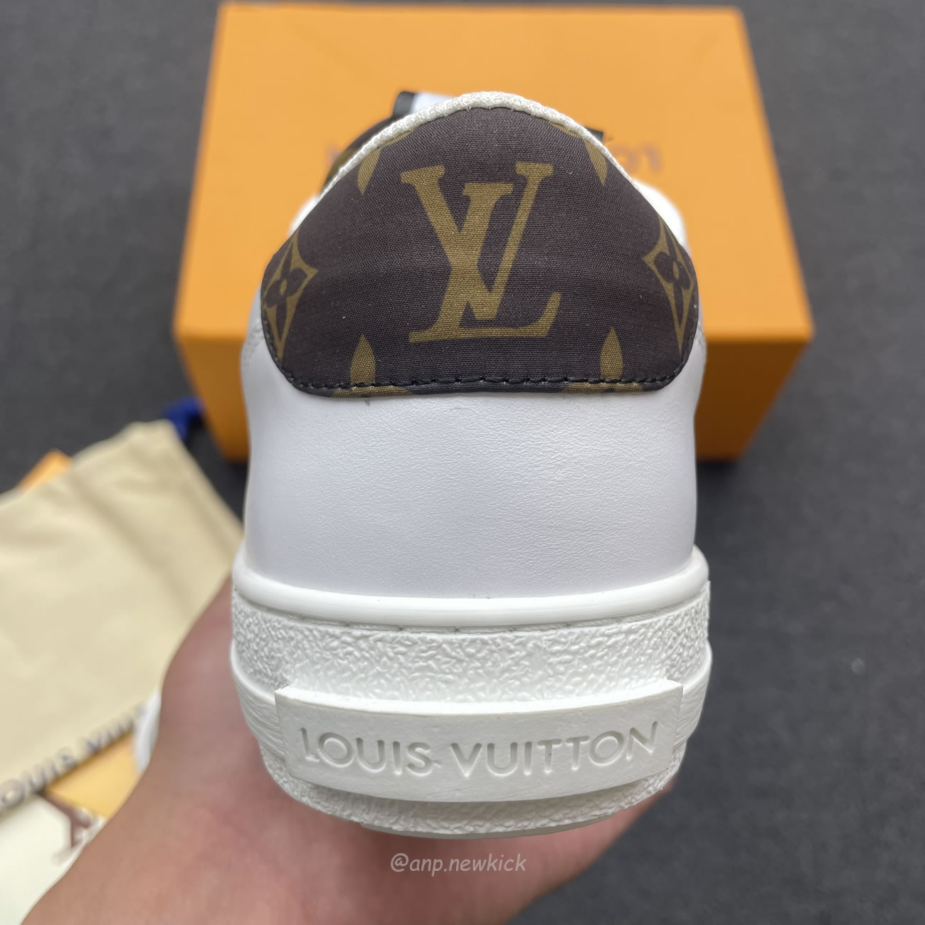 Louis Vuitton Charlie Trainers White Cacoa Brown Black 1a9jn8 (6) - newkick.app