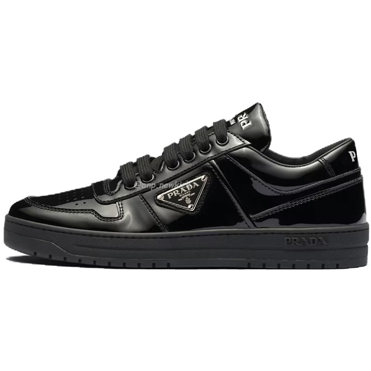 Prada Sneakers Mid Top Black Patent Leather 1e792m 069 F0002 F B030 (1) - newkick.app