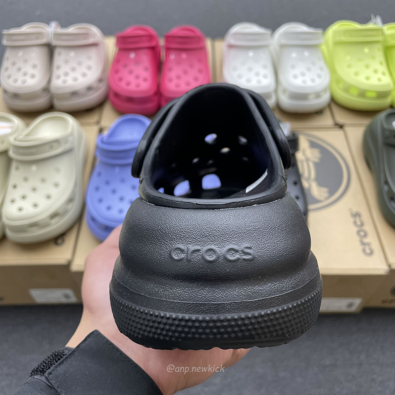 Crocs Classic Crush Clog Bone Multi Black White Green Blue Grey Red Green Dark Green Brown 207521 (5) - newkick.app