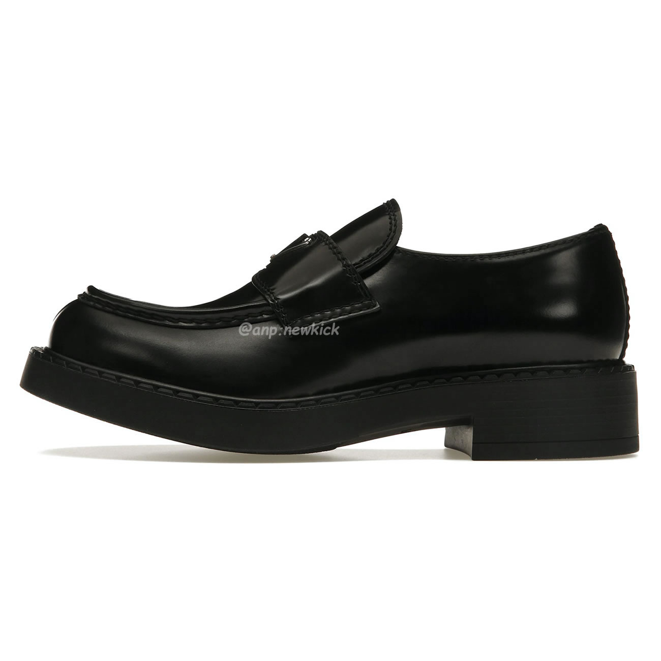 Prada 35mm Loafer Black Brushed Leather 2de127 055 F0002 (1) - newkick.app