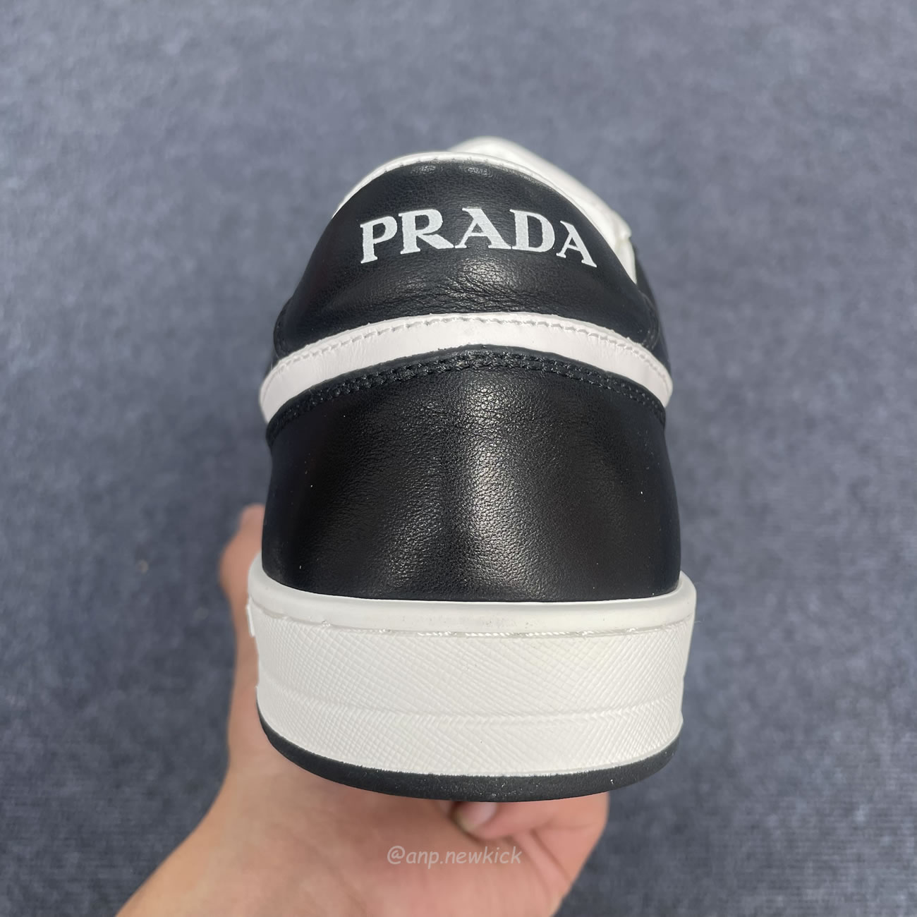 Prada Downtown Low Top Sneakers Leather White Black 2ee364 3lkg F0964 (4) - newkick.app