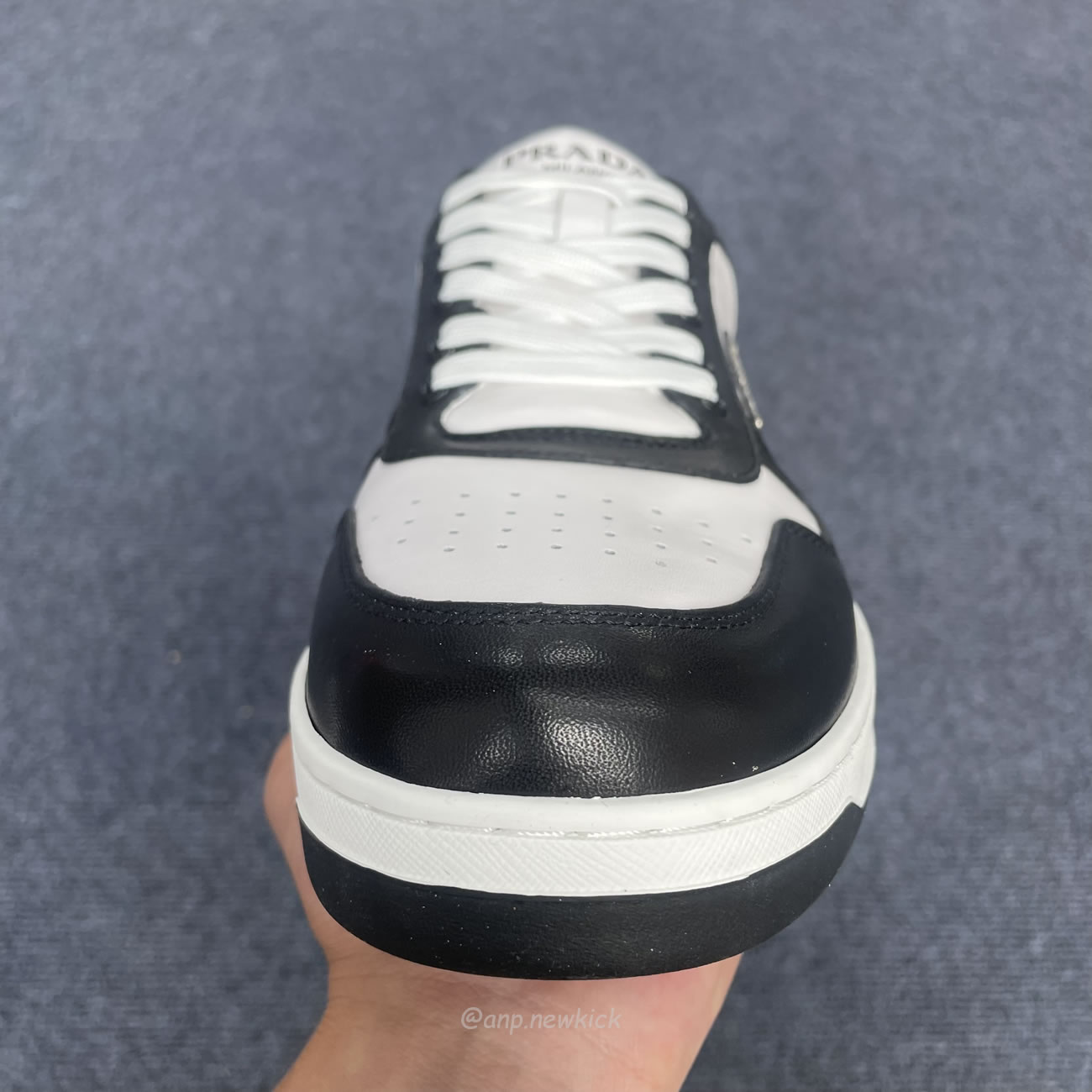 Prada Downtown Low Top Sneakers Leather White Black 2ee364 3lkg F0964 (8) - newkick.app