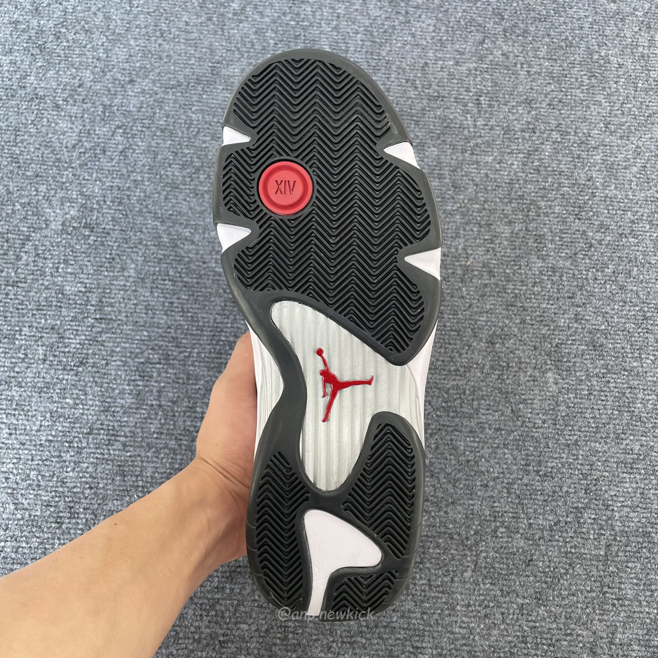 Air Jordan 14 Retro Black Toe 2024 487471 160 (6) - newkick.app