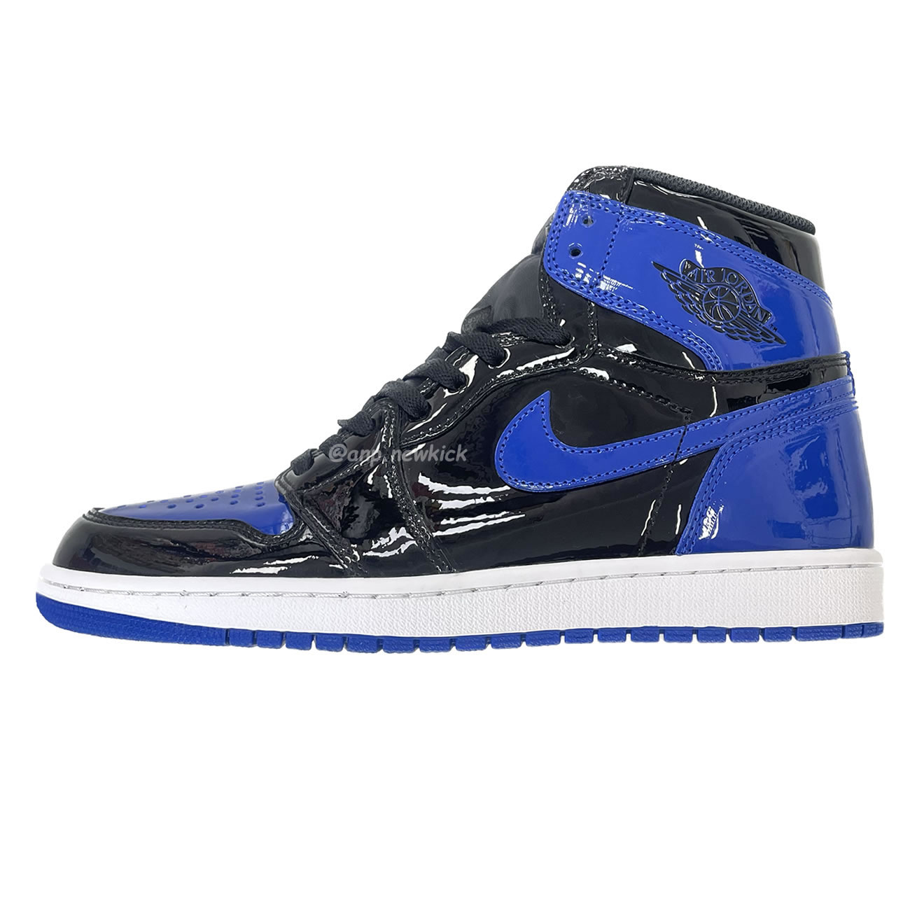 Air Jordan 1 Retro High Og Patent Royal 555088 404 (1) - newkick.app