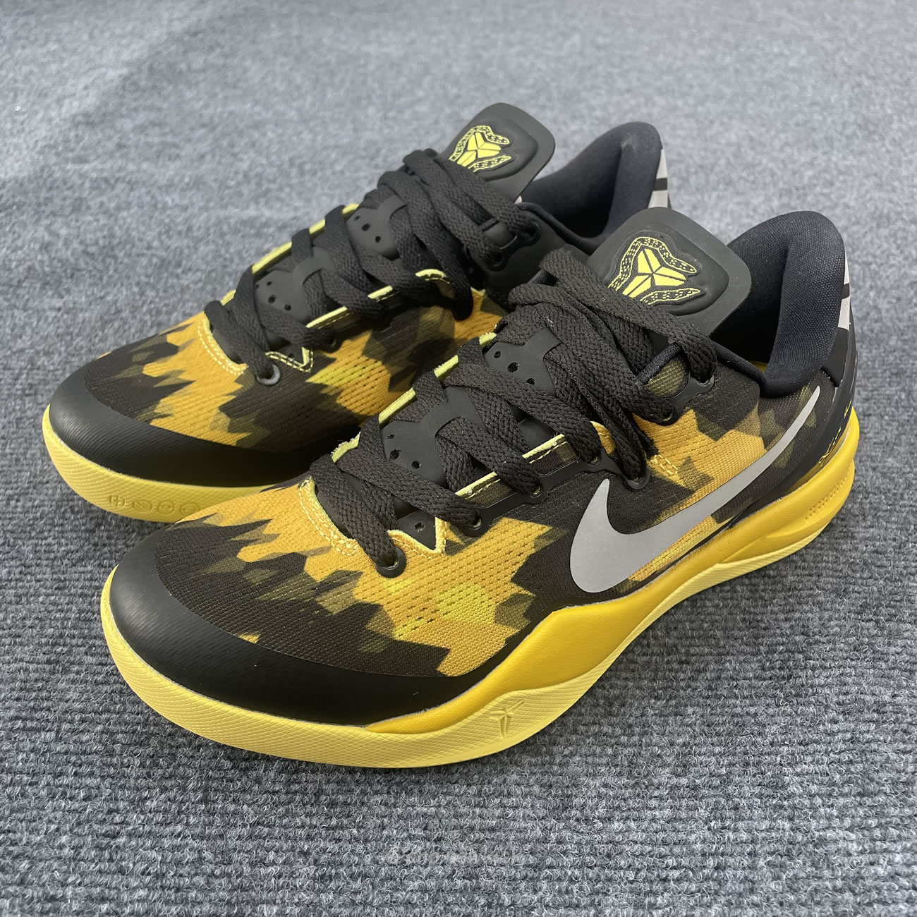 Nike Kobe 8 Xdr Black Yellow 555286‑077 (7) - newkick.app