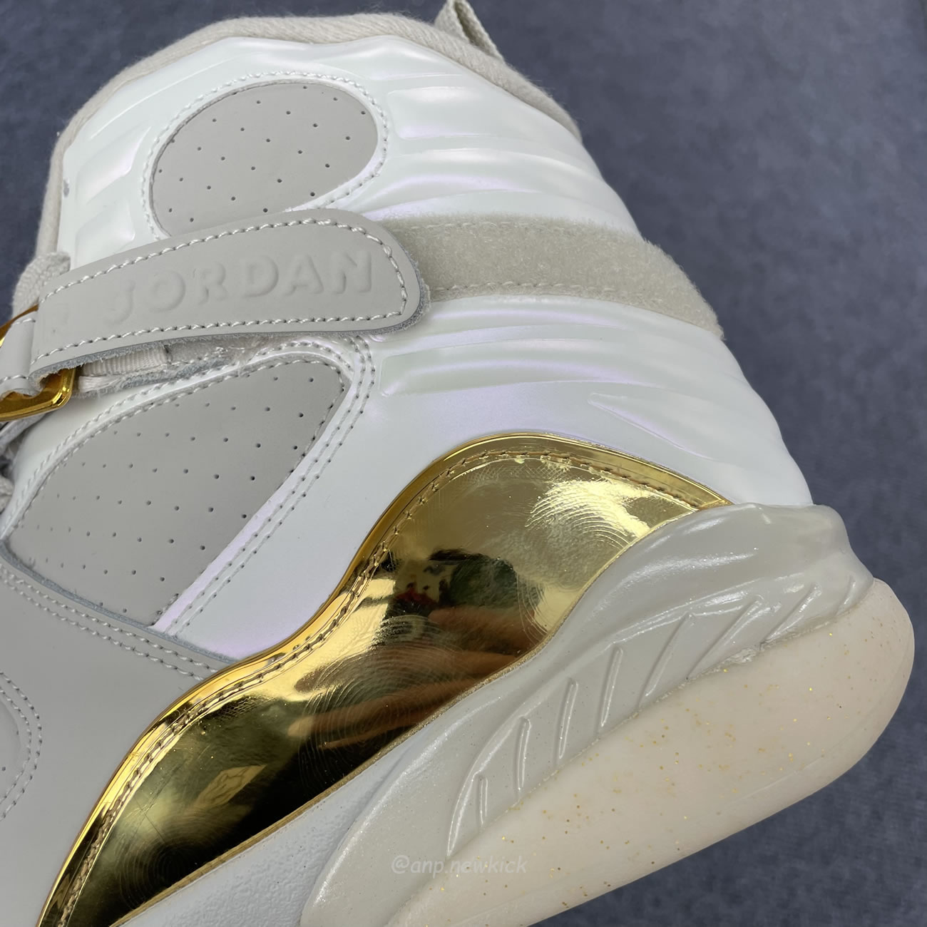 Air Jordan 8 Retro Champagne 832821 030 (4) - newkick.app