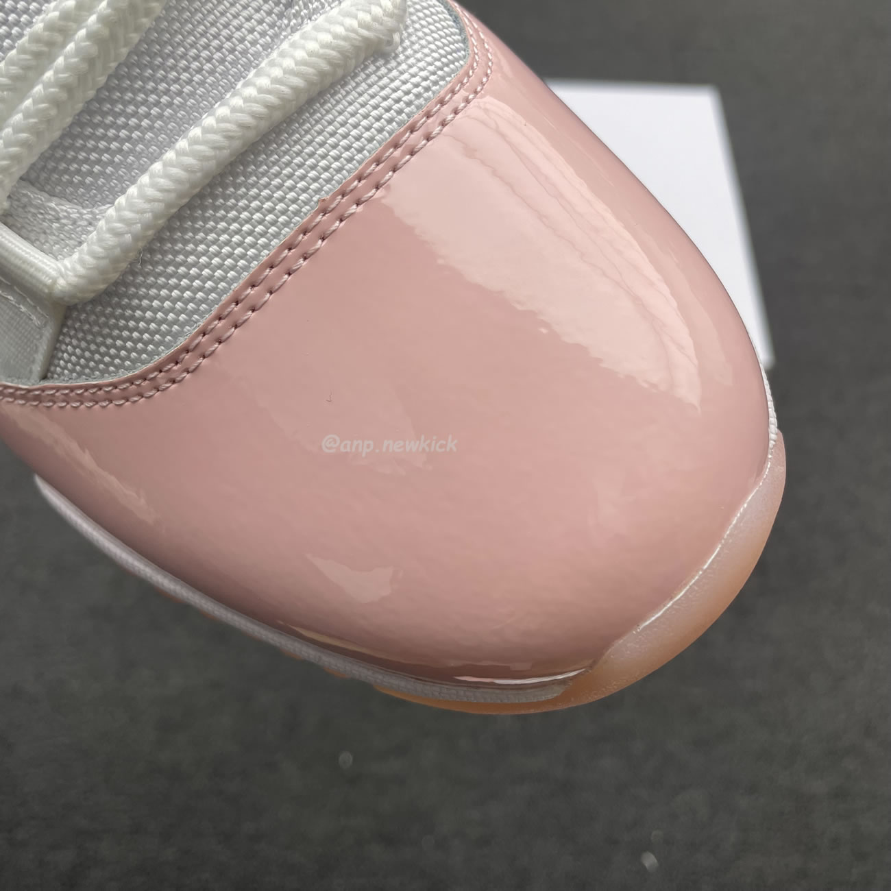 Air Jordan 11 Retro Low Legend Pink Womens Ah7860 160 (6) - newkick.app