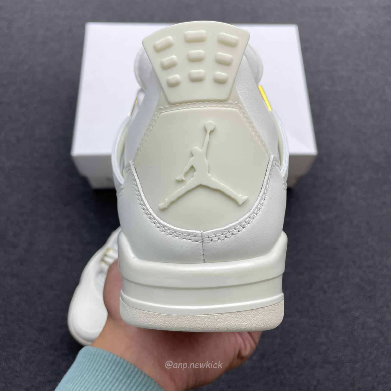 Air Jordan 4 Wmns Sail Aq9129 170 (9) - newkick.app