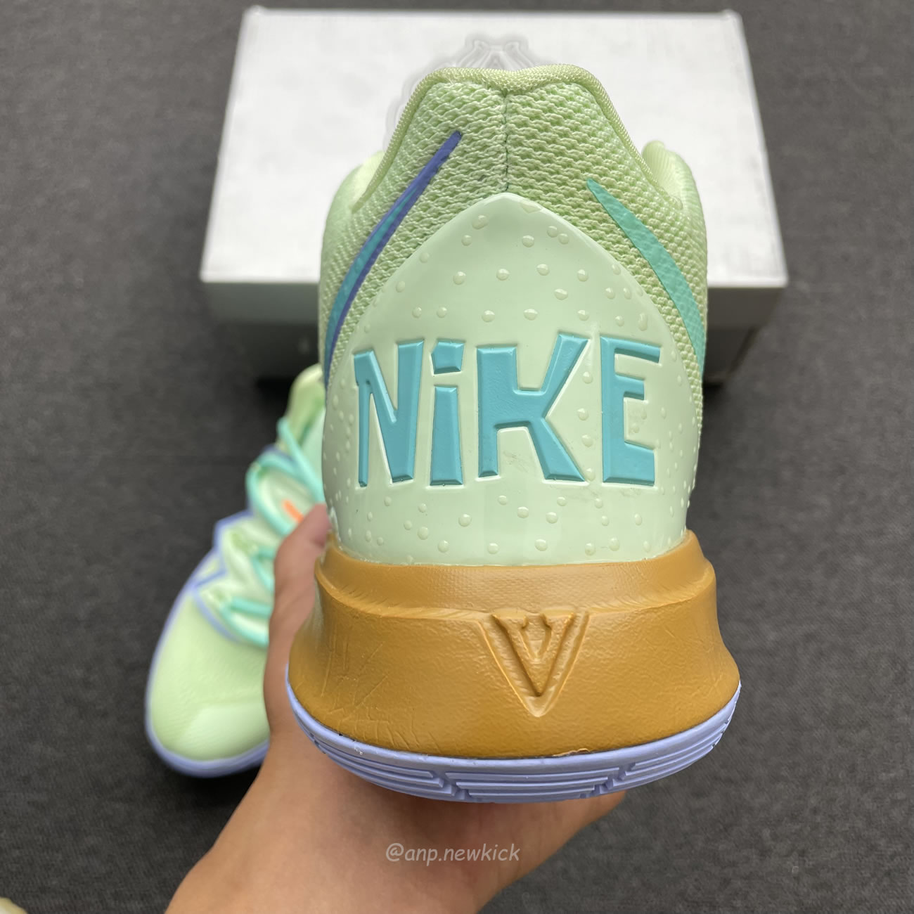 Nike Kyrie 5 Spongebob Squidward Patrick Cj6951 300 Cj6950 600 (9) - newkick.app