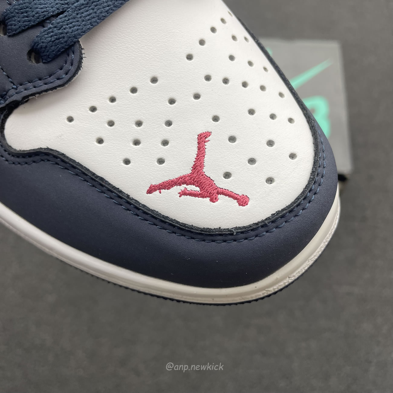 Air Jordan 1 Low Sb Midnight Navy Cj7891 400 (2) - newkick.app