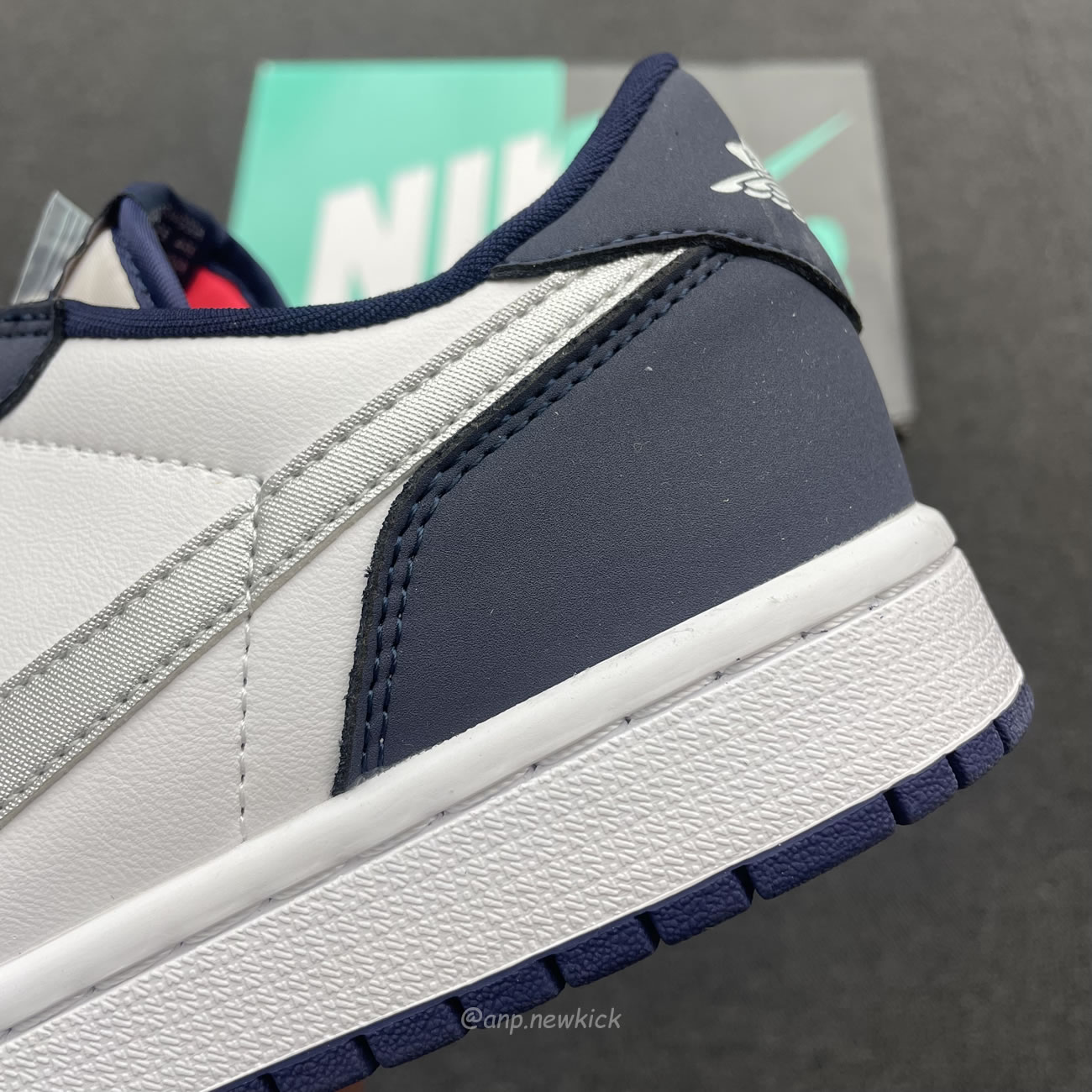 Air Jordan 1 Low Sb Midnight Navy Cj7891 400 (6) - newkick.app