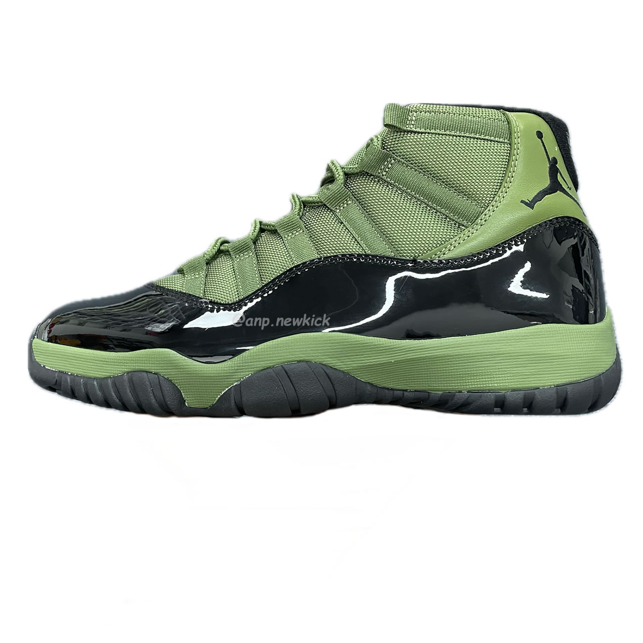 Air Jordan 11 Retro Army Green Black Ct8012 300 (1) - newkick.app