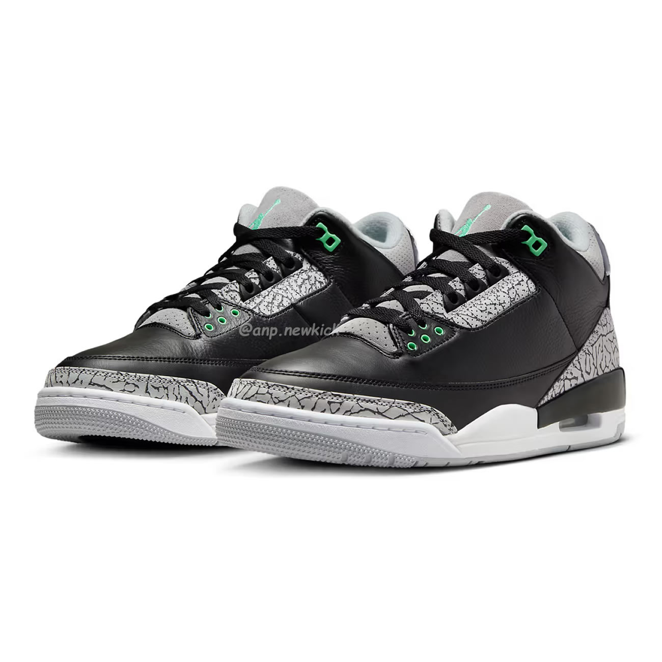 Air Jordan 3 Retro Green Glow Ct8532 031 (15) - newkick.app