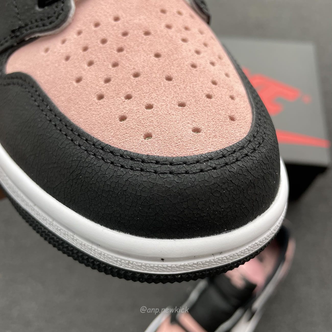 Air Jordan 1 Low Og Bleached Coral Cz0790 061 (3) - newkick.app