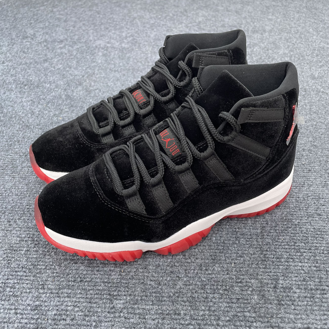 Air Jordan 11 Bred Velvet Arrives Db5457 061 (5) - newkick.app