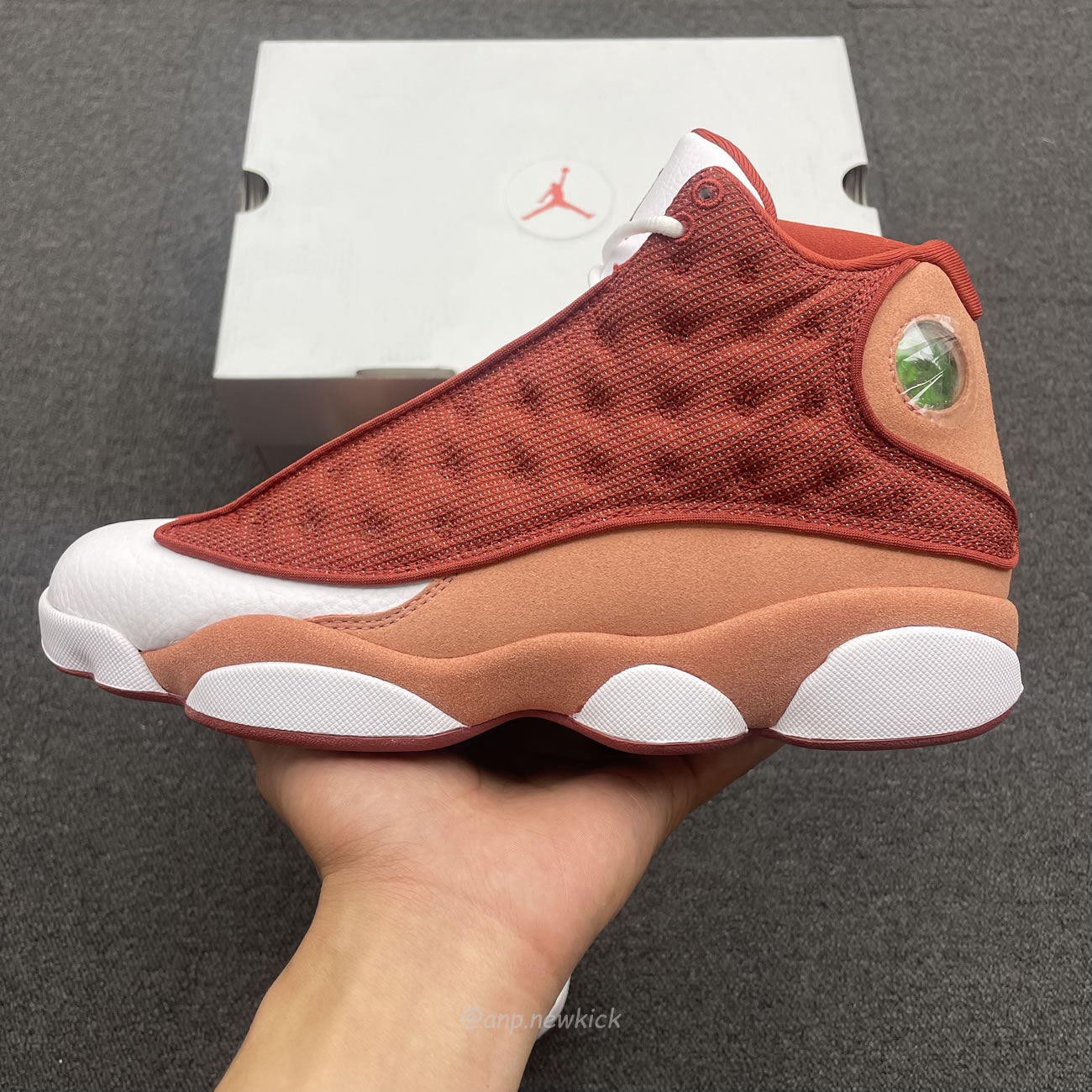 Air Jordan 13 Retro Dune Red Terra Blush Dj5982 601 (3) - newkick.app